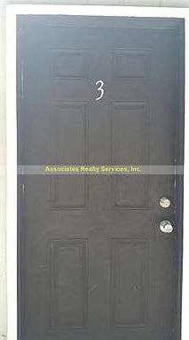 2nd image of 409 NE 11th St APT 03