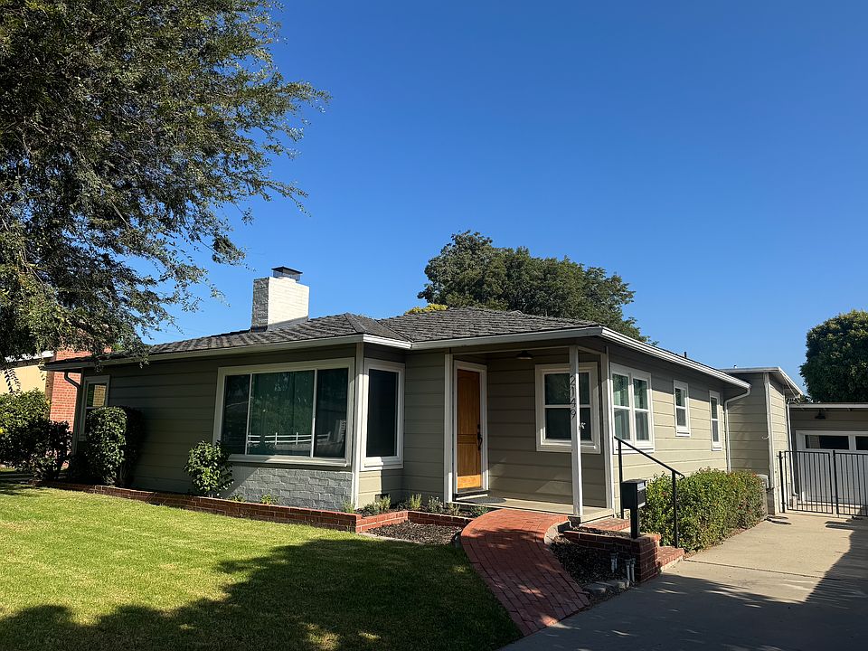 1st image of 2149 Grandview Dr