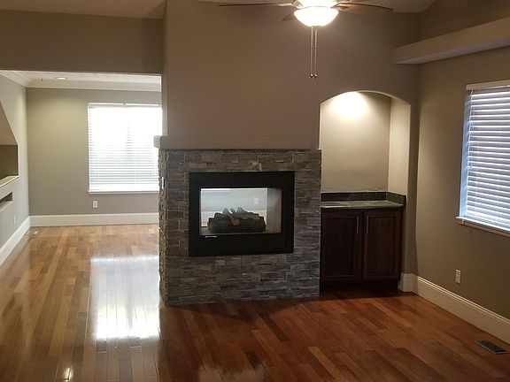 4th image of 1204 N Homestead Dr