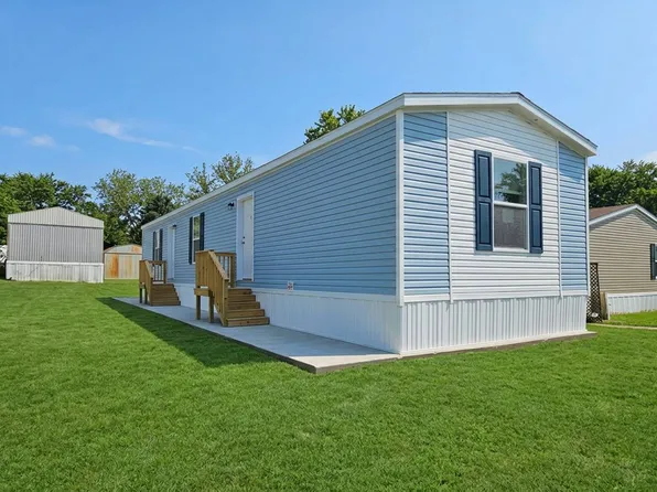 68 Pinewood Est #68, Chillicothe, IL 61523