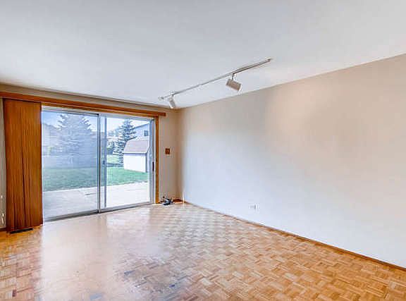 5th image of 1287 Parker Pl