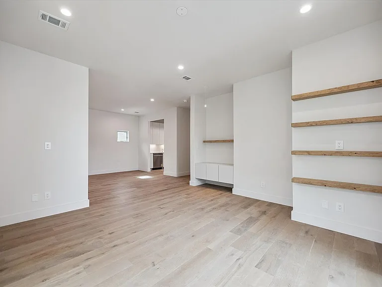 3512 Mount Vernon St — Photo 9