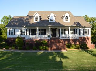 1503 Skyline Vista Ct, Russellville, AR 72802
