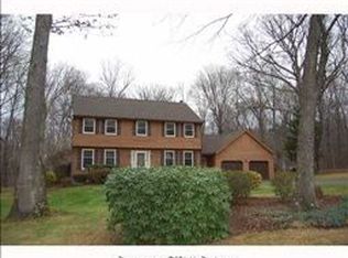 16 E Ridge Ct, Cheshire, CT 06410