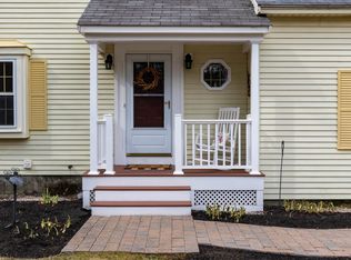 4 King Phillip Dr, Londonderry, NH 03053
