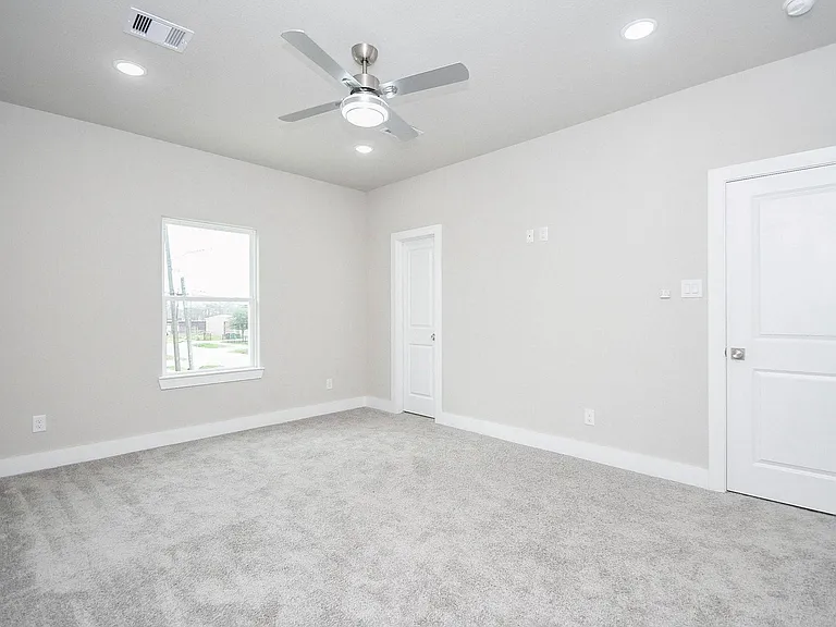 4401 Alvin St #B — Photo 10