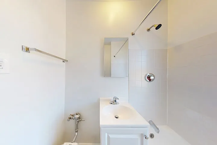 4721 S. Ellis Avenue — Photo 13
