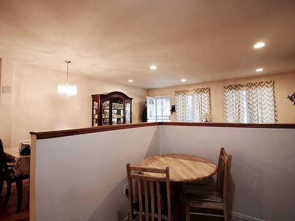 3rd image of 198 Bay 29 St #1C