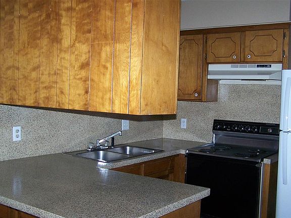 3rd image of 108 Lori Dr Unit A