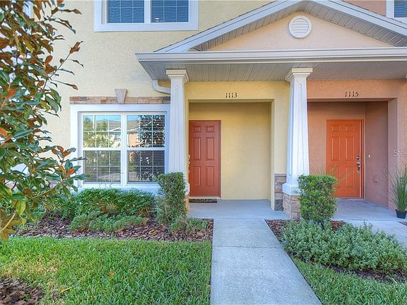 5th image of 1113 Hillhurst Dr