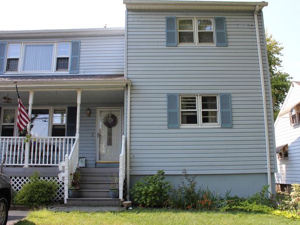 11 Grey Rock Ave Floor 1