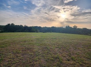 5 Sugarland Rd, Ethridge, TN 38456