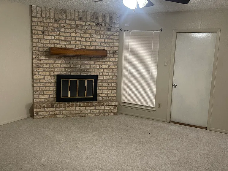 11665 Chispa Creek Dr — Photo 2