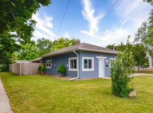 1237 9th St, Green Bay, WI 54304