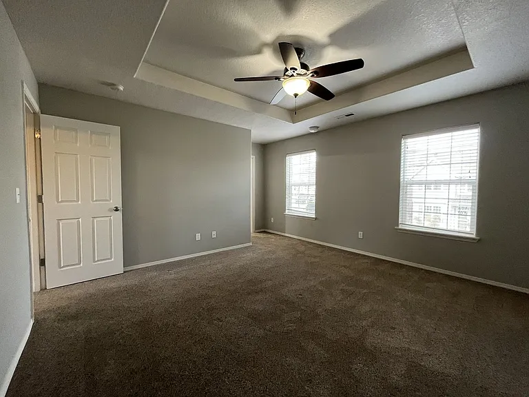6262 NE Chestnut St — Photo 29