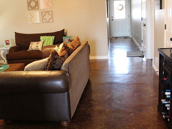 5th image of 5105 Graceland Dr #A
