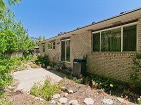 2nd image of 1433 E Heatherton Way