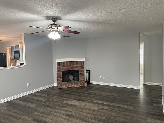 3rd image of 216 Lewis Canyon Ln