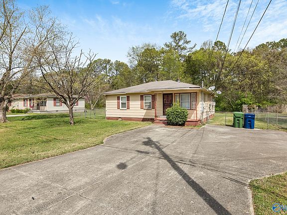 2nd image of 4225 Irondale Dr NW