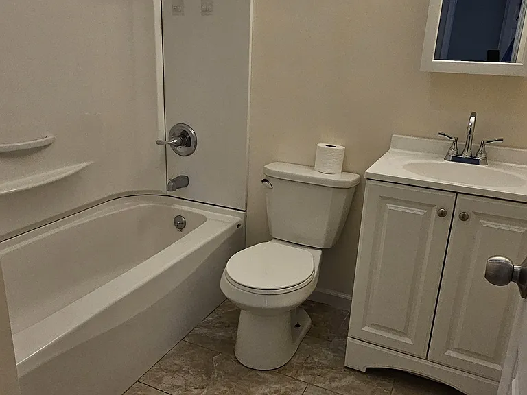 310 Park Ave #A — Photo 10