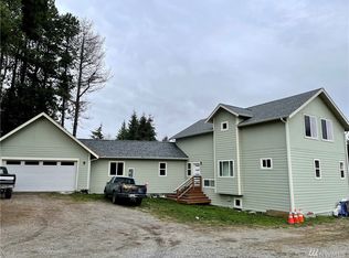 23920 51st Ln SW, Vashon, WA 98070