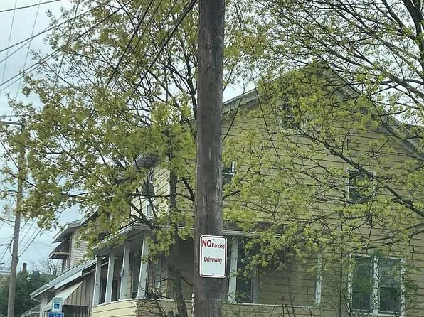 19 W 1st St, Hazleton, PA 18201