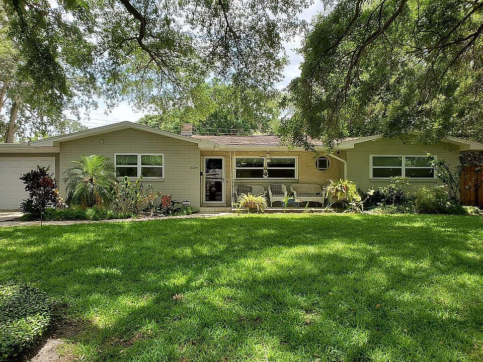 Welcome Home! 2324 Hickory 
