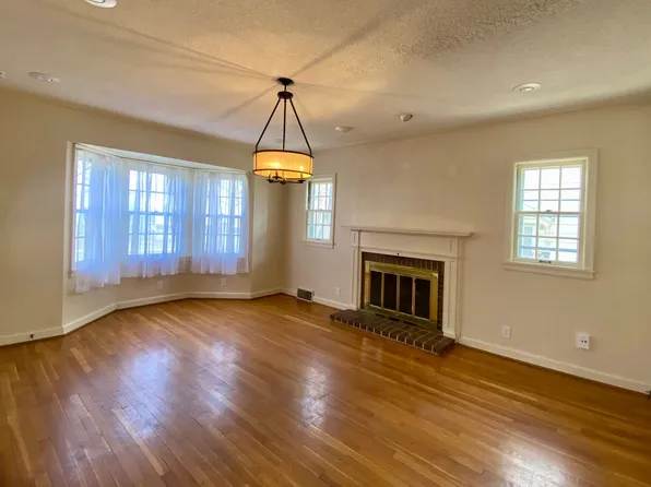 1825 Fairchild Ave, 1825 Fairchild Ave #A, Manhattan, KS 66502