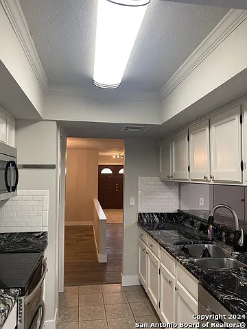 9526 Dunhill — Photo 14