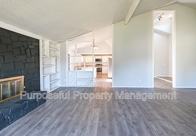 8224 NW 87th St — Photo 10