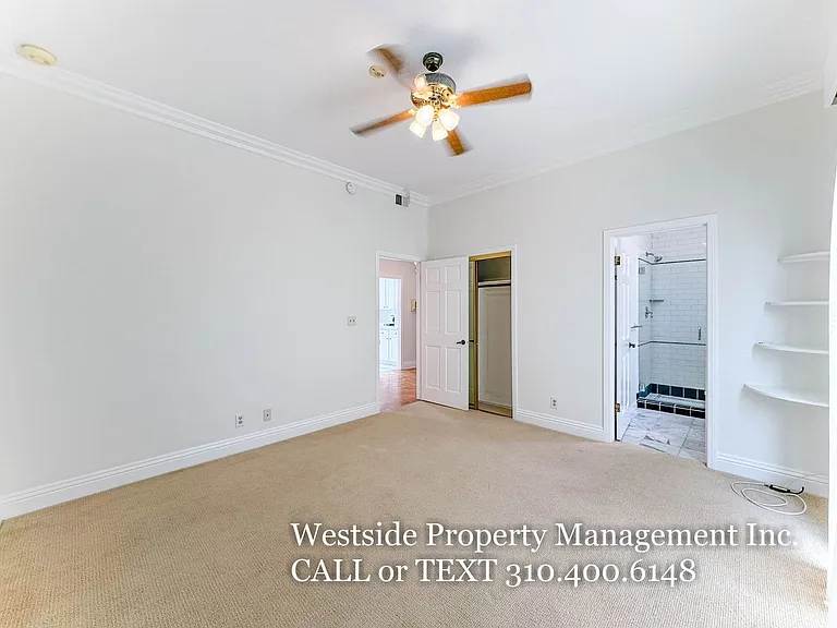 911 5th St #202 — Photo 19
