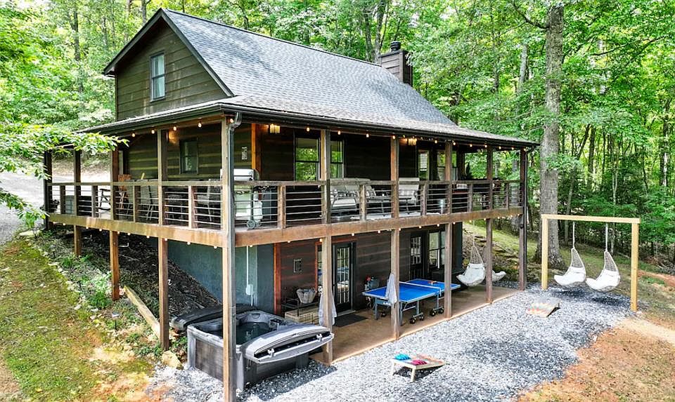 1st image of 120 Brookhaven Trl