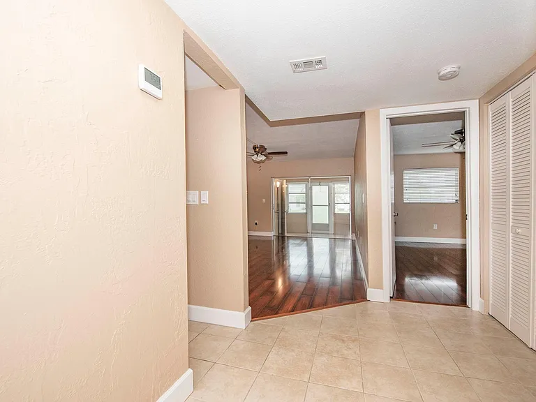 4600 98th Way N #104 — Photo 9