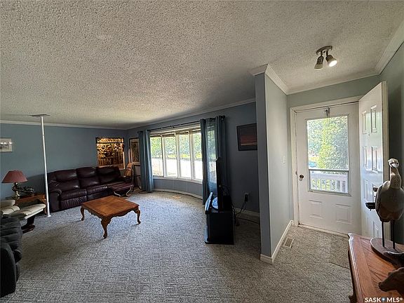 4th image of 342 4th AVENUE SW