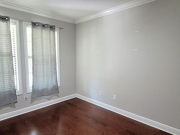 3rd image of 3608 W Clark Cir