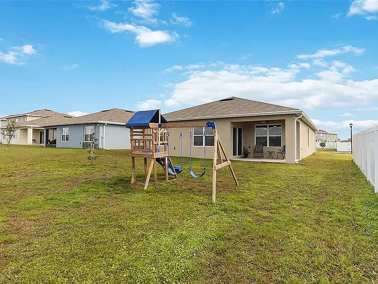 2585 Ryland Falls Dr — Photo 22