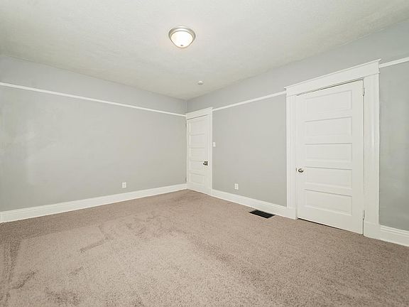 4th image of 3554 Idlewild Ave