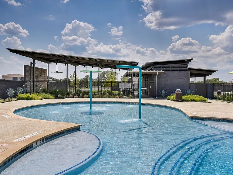 109 Cupreata Ln — Photo 33