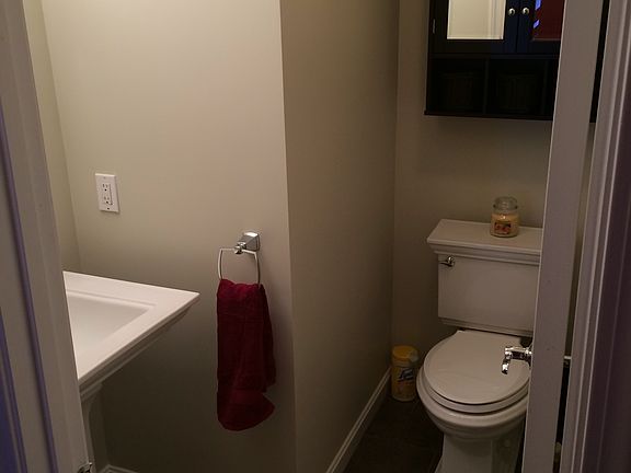 Downstairs 1/2 bath