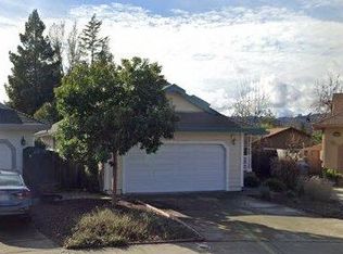 345 School St, Healdsburg, CA 95448