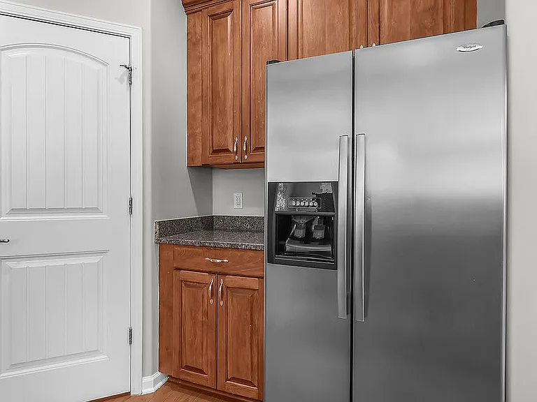 149 Tahoe Dr — Photo 16