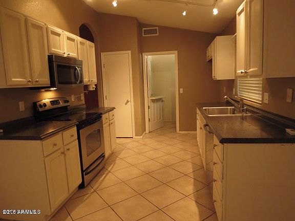 20131226214129122835000000-o