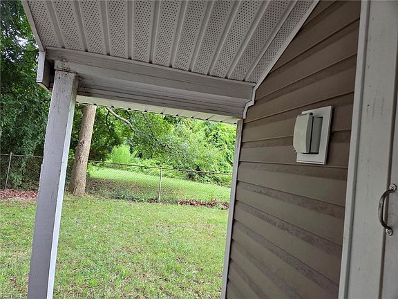 4th image of 1949 Long Green Ln