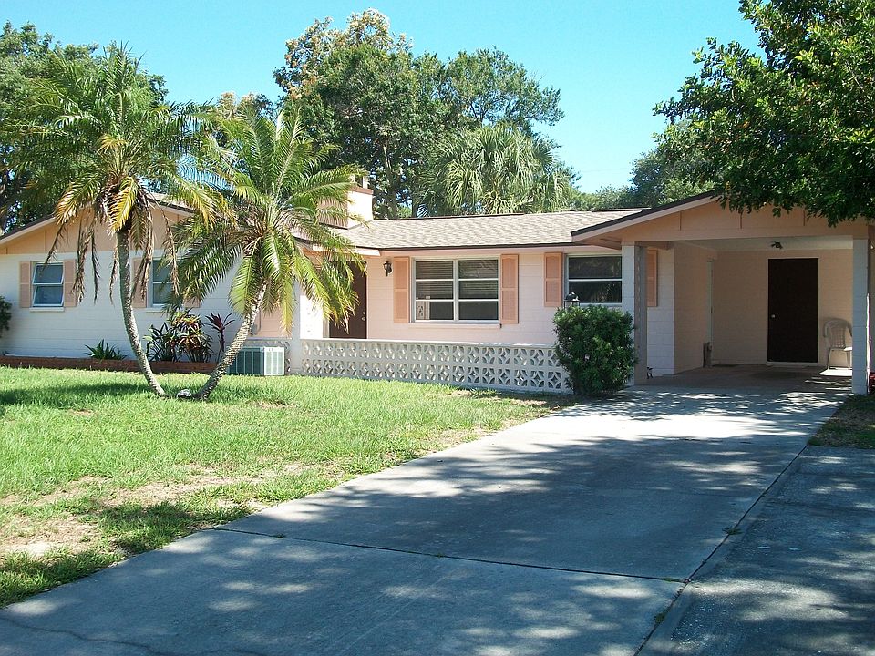 2nd image of 1216 Pineland Ave