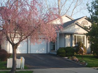9889 Lincolnshire Rd, Miamisburg, OH 45342