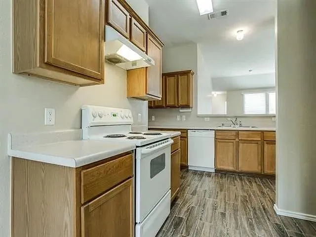 3108 Nandina St — Photo 3
