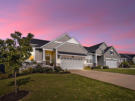 2nd image of 8352 Autumn Acres Dr #39