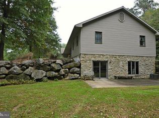 195 Franklin Rd, Columbia, PA 17512