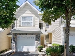 66 Mountainside Dr, Pompton Lakes, NJ 07442