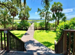 120 Mariners Wk, Brunswick, GA 31523